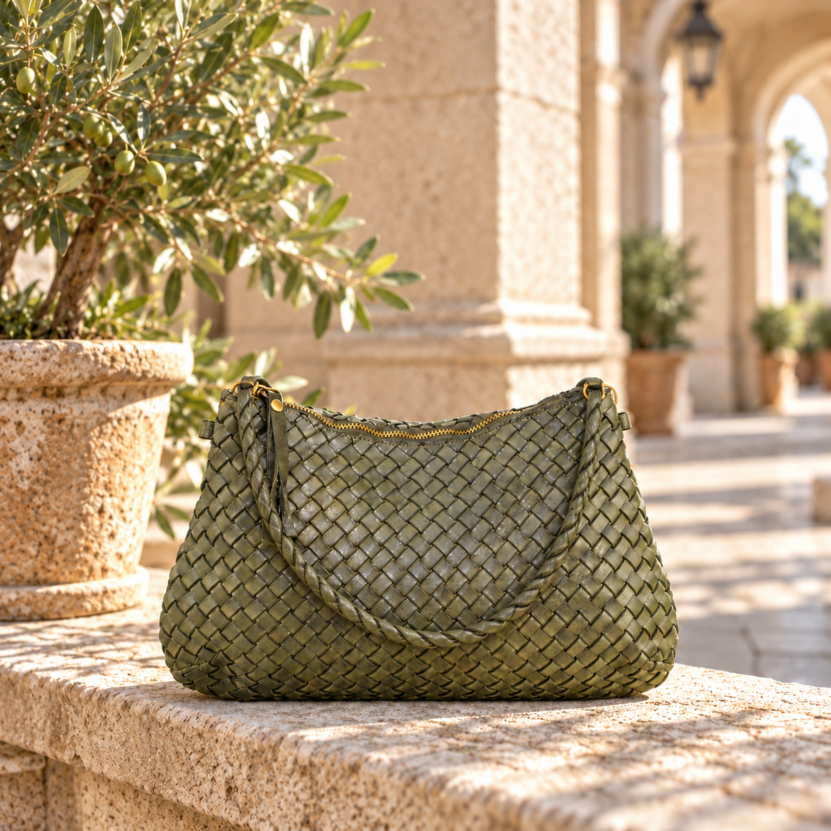 Vintage Woven Leather Shoulder Bag JD48853 – lifestyle sfeer