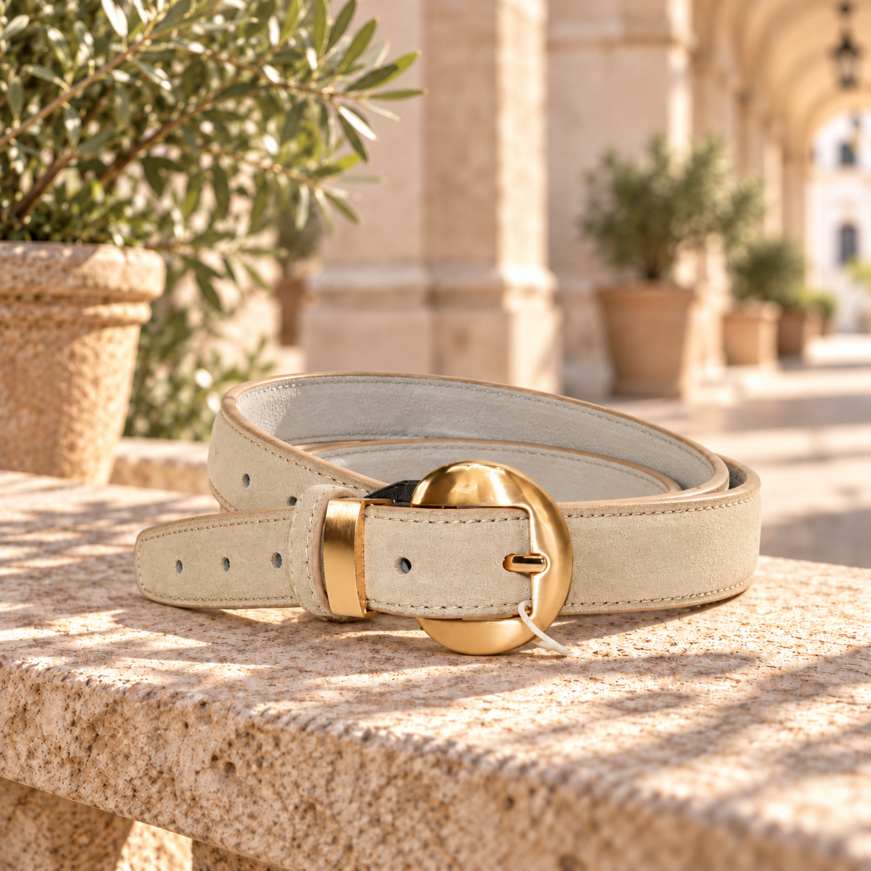 Leather Belt in een Italiaanse setting