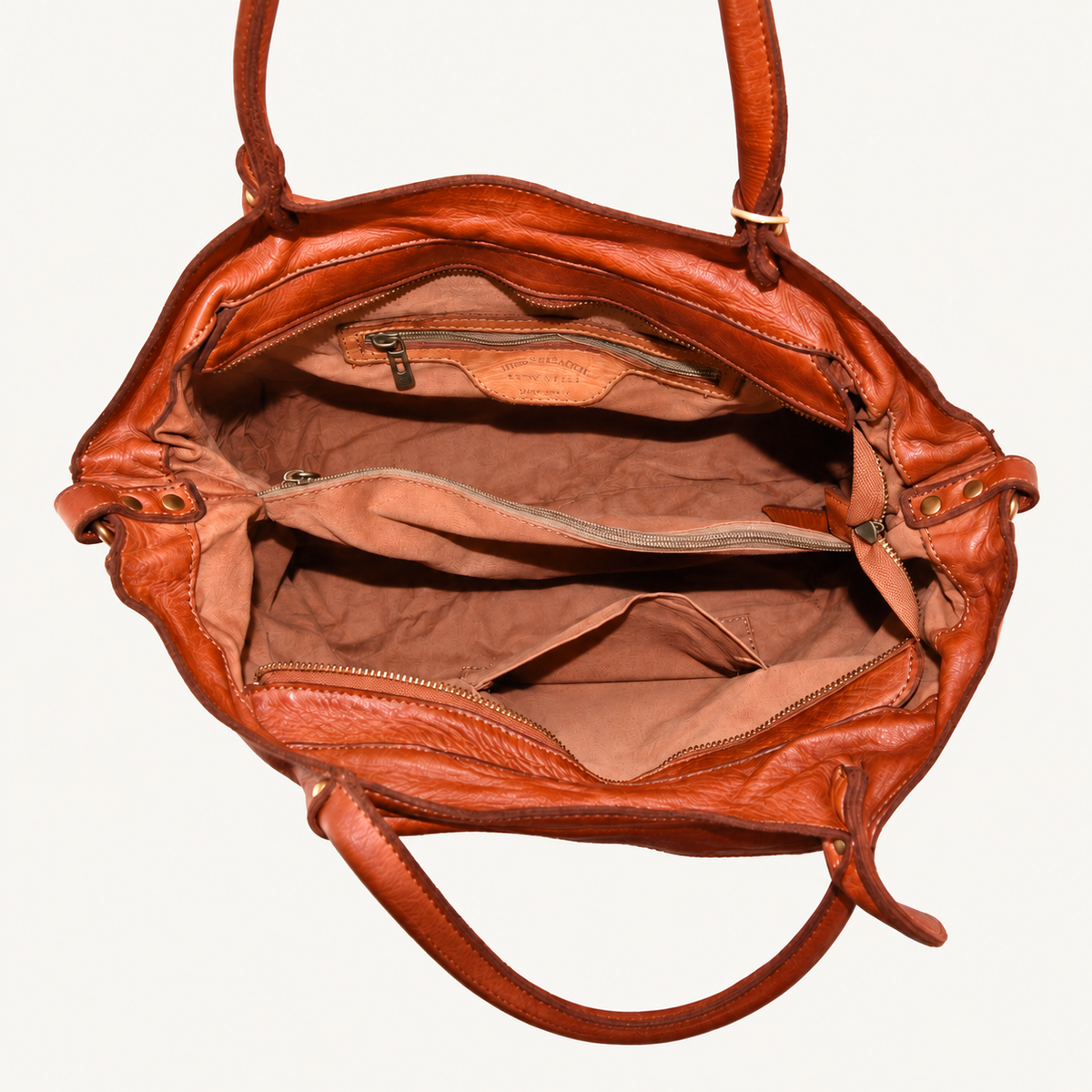 Vintage Leather Shoulder Bag – Tan – binnenkant