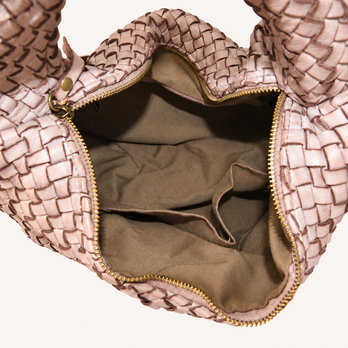 Vintage Woven Leather Shoulder Bag – Wide – Taupe – binnenkant