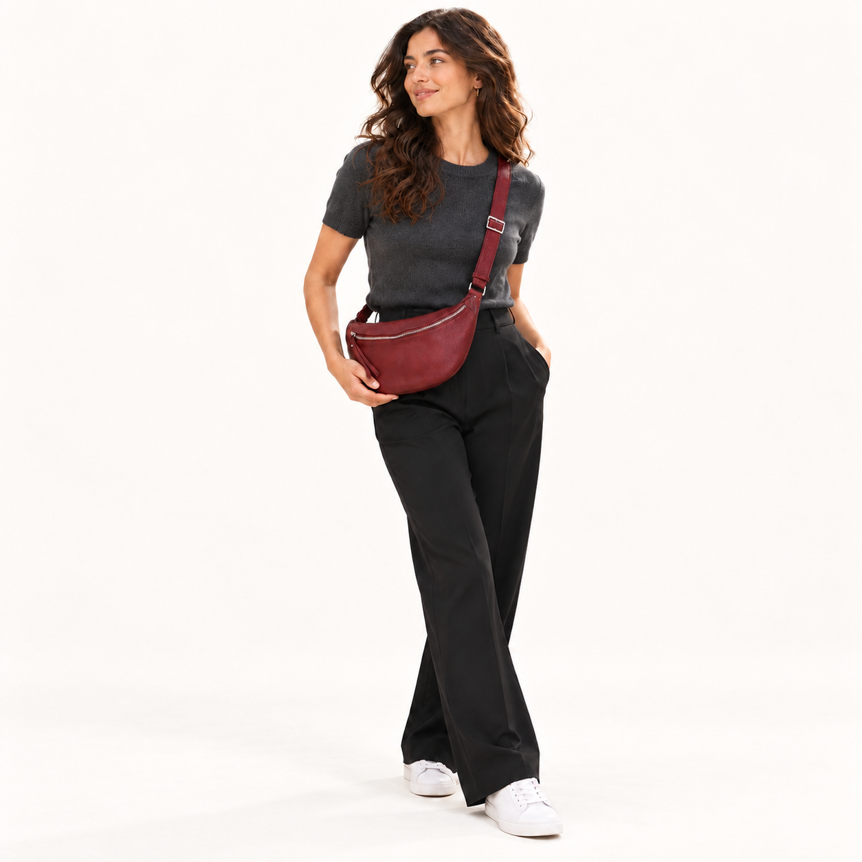 Leather Crossbody Belt Bag in 
bordeaux, gedragen