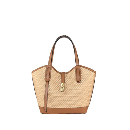 Leather hand bag with shoulder strap